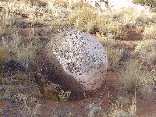39 - An unusual rock on the plateau
